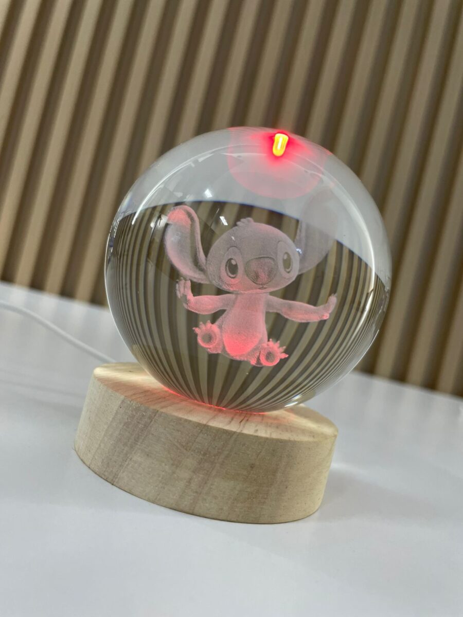 Lámpara LED Esfera de Cristal 3D RGB – Stitch
